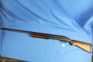 Remington 12 GAUGE Cal. 870 PUMP Shotgun SN: CC33149E 28"