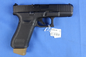 Glock 9X19 Cal. 45 Semi-Automatic Pistol   3.5"