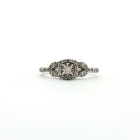  Ladies 10k White Gold Diamond Engagement Ring Size 7.75