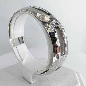  Ladies Sterling Silver Hammered Bangle Bracelet 24.2 Grams