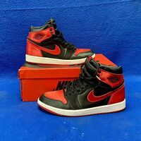 Nike AJ1 Jordan 1 Retro High OG Satin Bred Size 10.5