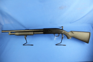 MOSSBERG 12 GA 88 PUMP Shotgun  SN: MV0761107 18"