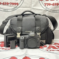 Canon EOS 5D Mark III 22.3MP Digital SLR Camera w/ Battery, & Charger in Bag