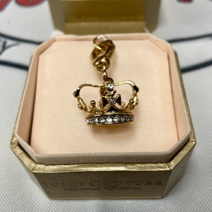 Juicy Couture Limited Edition Charm Crown 