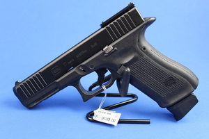 Glock 17 Gen5  9X19 Semi-Automatic Pistol SN: BKPL2112 4.25"