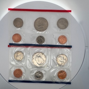 1986 United States Mint Uncirculated Coin Set w/ P & D Mint Marks