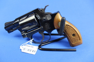 Smith & Wesson Mod 36 38 spl Cal Revolver  