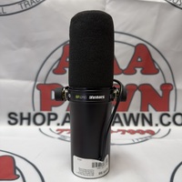 Shure SM7dB Dynamic Microphone Built In Preamp Streaming Podcast Recording