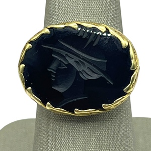  14K Tri-Tone Black Oval Intaglio Ring with Side Detailing