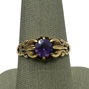  14K Yellow Gold Purple Stone Filigree Ring