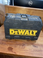 Dewalt Palm Sander w/ Case D26441