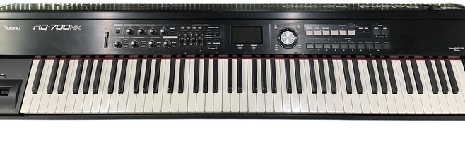 Roland Piano Keyboard 