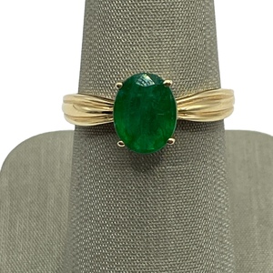  14K Yellow Gold Oval Emerald Solitaire Ring