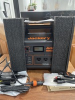 Jackery Explorer Generator 1000 w/ 3 unfolding panels