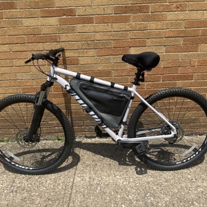 Rockhopper Specialized Mountain Bike