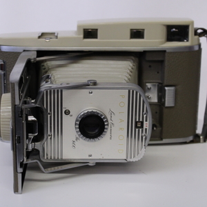 Vintage Polaroid The 800 Land Camera Model #110A with Wink Light & Leather Case