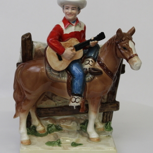 Nostalgia Talkies Porcelian Figure With Cassette Recordings. 