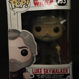 Funko POP! Star Wars The Last Jedi Luke Skywalker Old Man #193 Vinyl Figure