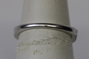 14k White Gold  Solitaire size 5.5