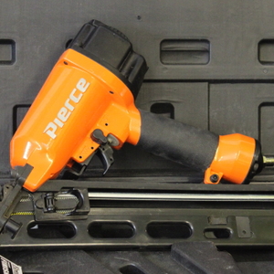 Pierce 15 Gauge Professional Hardwood Finish Nailer