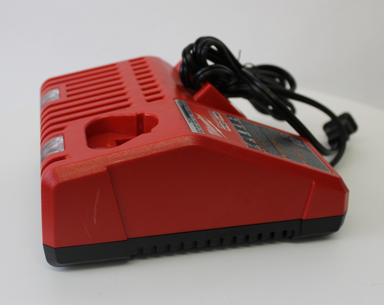 Chargeur De Batterie Milwaukee M12/M18 – Compatible 48-59-1812, 48-59-1807, Sortie 18V 3A