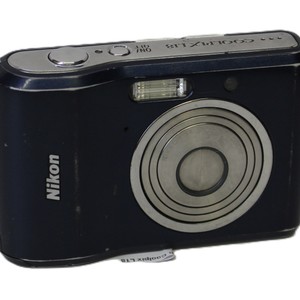 Nikon COOLPIX L18 8.0MP Digital Camera 