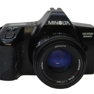 Minolta Maxxum 3000i 35mm with flash