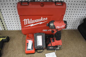 Milwaukee 2760-20