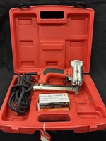Roberts 10-600