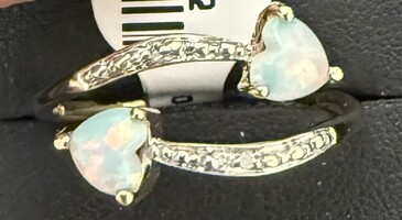 Ring 10kt 2.05G ADJ DIAMOND AND OPAL RING 
