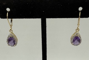 14kt Yellow Gold Earrings Pear Shape With Purple Stones 