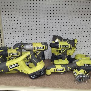 RYOBI P320