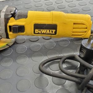 Dewalt 4.5 in. Small Corded Angle Grinder