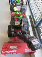 Troy-Bilt Storm 2840  Snow Blower Gas And Electric Start Two Stage