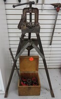 RIDGID 12R DIE SET 1/2"-2" WITH REED MODEL 1S TRISTAND