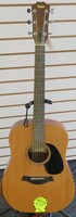 TAYLOR ACADEMY 10E ACOUSTIC-ELECTRIC GUITAR NATURA (STAND NOT INCLUDED)