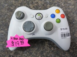 MICROSOFT  XBOX 360 CONTROLLER