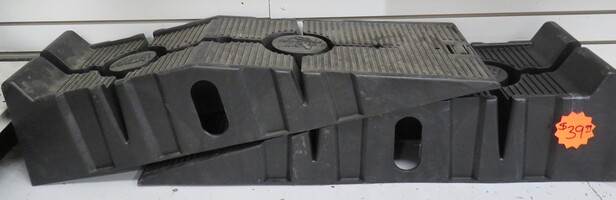 RHINO CAR RAMPS 