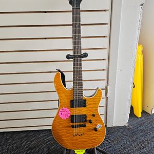 PEAVEY 