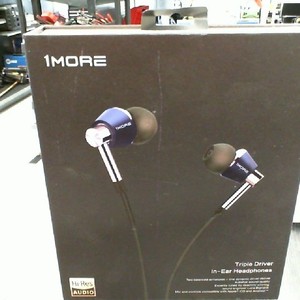 1MORE HIRES TRIPLE DRIVER IN-EAR HEADPHONES