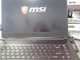 MSI MS-16Q4 Laptop