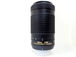 Nikon Dx 70-300MM CAMERA LENS