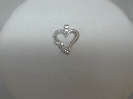  10KT GOLD HEART PENDANT