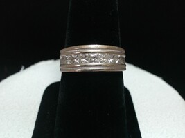  14KT GOLD MENS BAND WITH DIAMONDS
