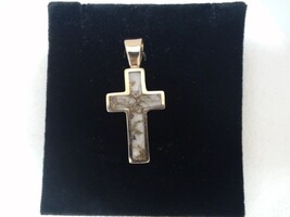  14KT GOLD CROSS