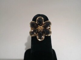  Colored Stone Flower Ring
