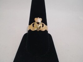  10kt Claddagh Ring