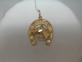  14KT GOLD HORSESHOE & HORSE PENDANT