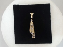  14KT GOLD MAZUZA CHARM