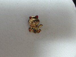  FORTUNE CAT CHARM